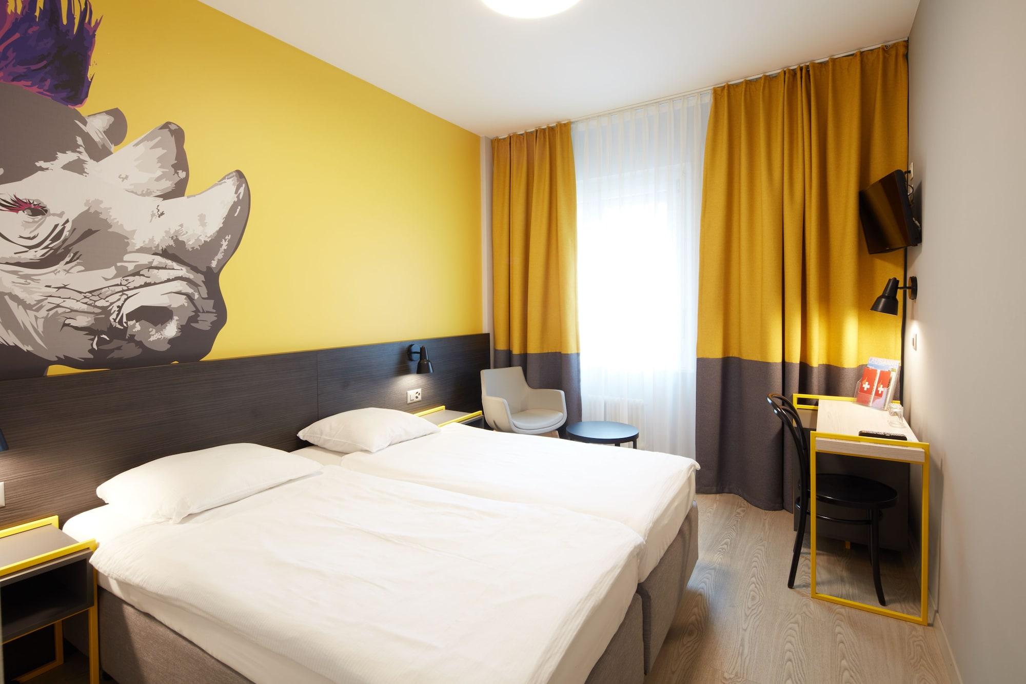 Hotel Crystal Лозанна Екстер'єр фото