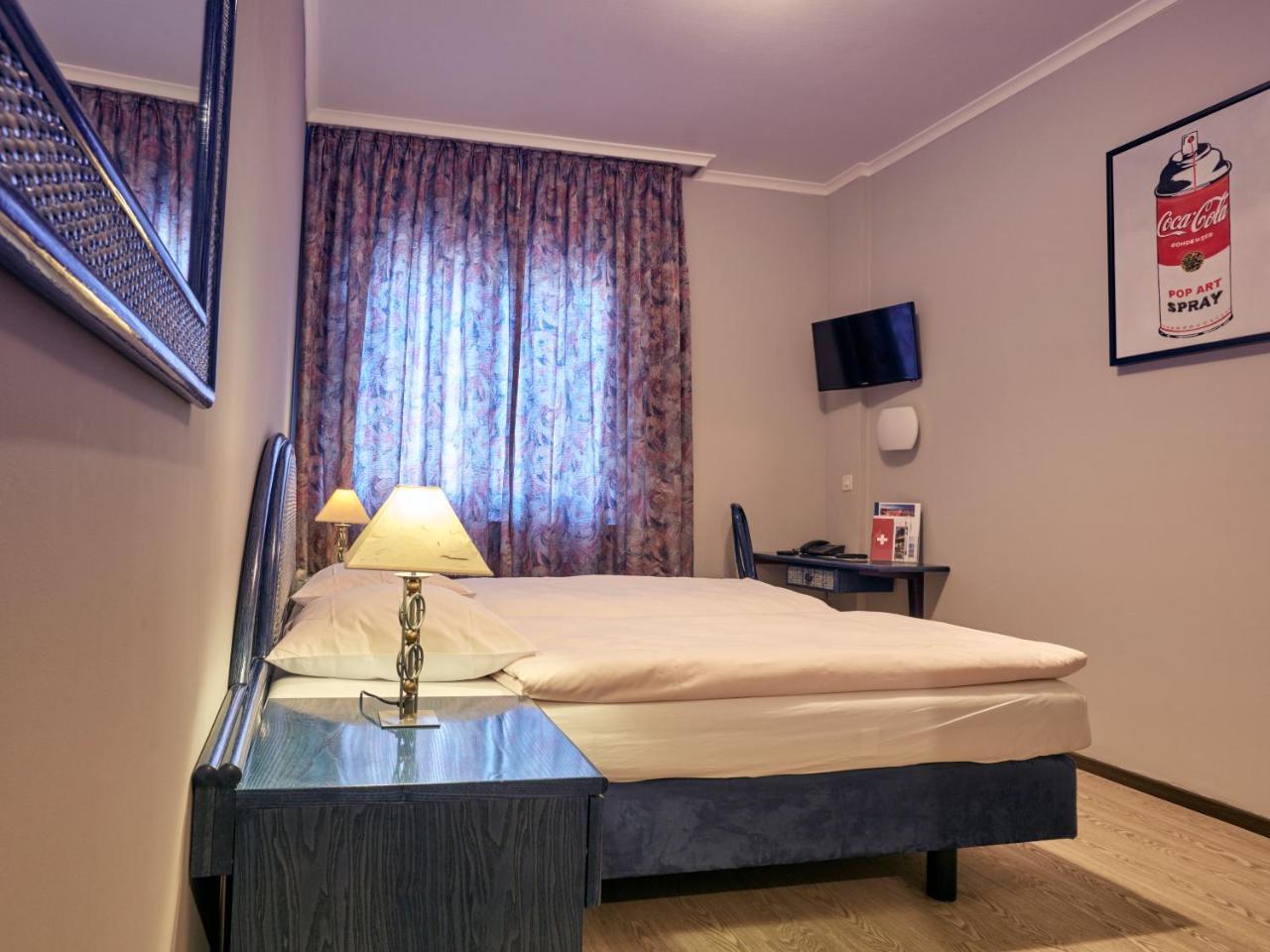 Hotel Crystal Лозанна Екстер'єр фото